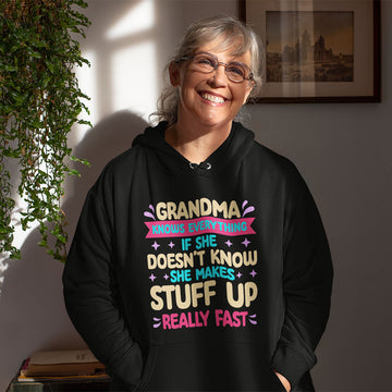 Grandma Knows | Black Hoodie